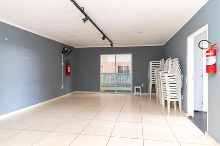 Apartamento para alugar com 39m², 2 quartos e 1 vagaÁrea comum - Salão de festas