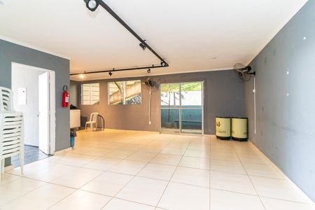 Apartamento para alugar com 39m², 2 quartos e 1 vagaÁrea comum - Salão de festas