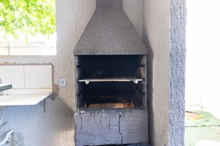 Apartamento para alugar com 39m², 2 quartos e 1 vagaÁrea comum - Churrasqueira