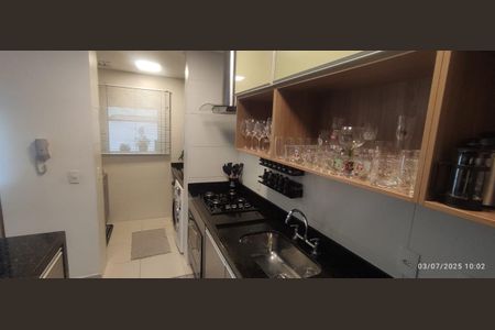 Apartamento à venda com 98m², 3 quartos e 2 vagas Apartamento à venda com 98m², 3 quartos e 2 vagasCozinha