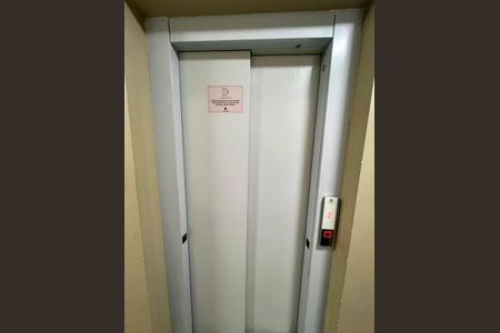 Apartamento à venda com 140m², 3 quartos e 1 vagaElevador