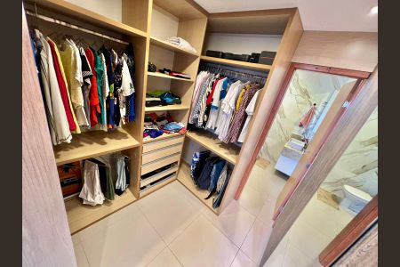 Apartamento à venda com 140m², 3 quartos e 1 vagaQuarto 3 - Closet