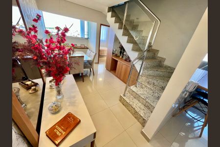 Apartamento à venda com 140m², 3 quartos e 1 vagaSala