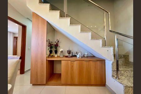 Apartamento à venda com 140m², 3 quartos e 1 vagaSala