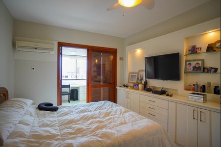 Apartamento à venda com 257m², 3 quartos e 2 vagasSuíte