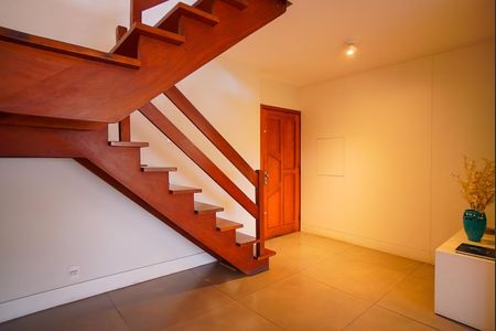 Apartamento à venda com 257m², 3 quartos e 2 vagasHall de entrada