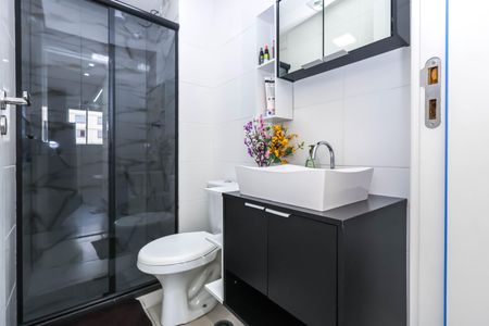 Banheiro de apartamento para alugar com 2 quartos, 37m² em Sacoma, São Paulo