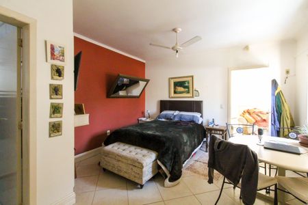 Casa à venda com 160m², 4 quartos e 2 vagas Casa à venda com 160m², 4 quartos e 2 vagasSuíte 2