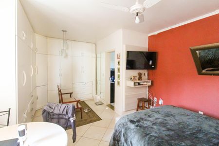 Casa à venda com 160m², 4 quartos e 2 vagas Casa à venda com 160m², 4 quartos e 2 vagasSuíte 2