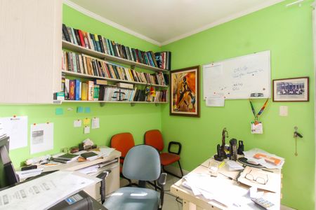 Casa à venda com 160m², 4 quartos e 2 vagas Casa à venda com 160m², 4 quartos e 2 vagasQuarto 1