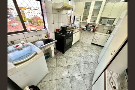 Apartamento à venda com 192m², 4 quartos e 1 vagaCozinha