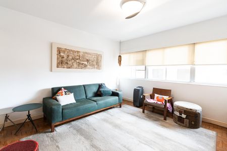 Apartamento à venda com 75m², 2 quartos e sem vagaSala