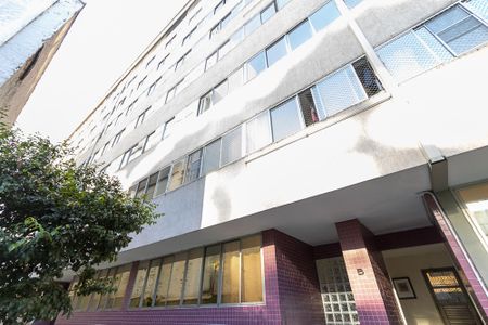 Apartamento à venda com 75m², 2 quartos e sem vagaFachada do Bloco