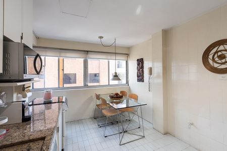 Apartamento à venda com 75m², 2 quartos e sem vagaCozinha