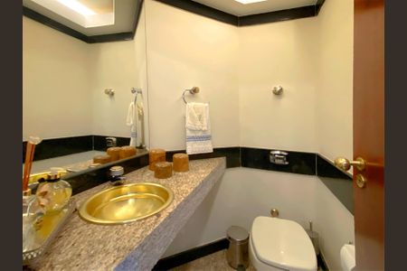 Apartamento à venda com 281m², 4 quartos e 3 vagasLavabo da Sala de Estar