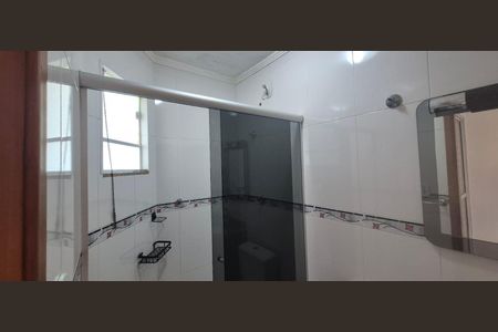 Banheiro 2 de casa à venda com 2 quartos, 105m² em Jardim Maringa, São Paulo