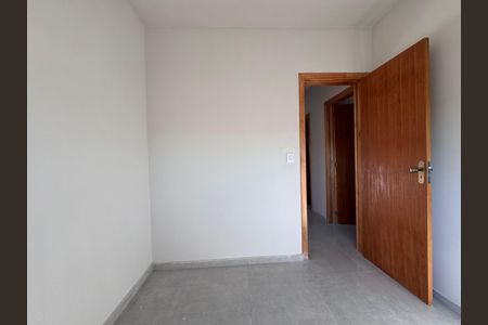 Casa à venda com 71m², 3 quartos e 2 vagas Casa à venda com 71m², 3 quartos e 2 vagasSuíte