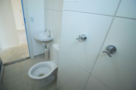 Apartamento para alugar com 41m², 2 quartos e sem vagaBanheiro