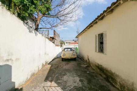 Casa à venda com 250m², 2 quartos e 2 vagas Casa à venda com 250m², 2 quartos e 2 vagasÁGaragem