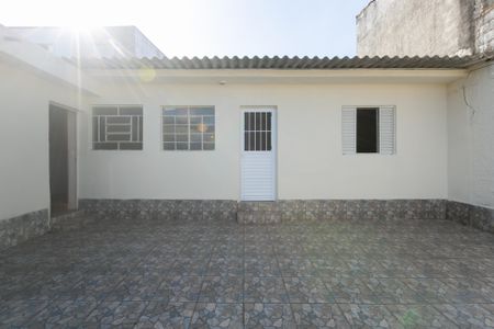 Casa à venda com 250m², 2 quartos e 2 vagas Casa à venda com 250m², 2 quartos e 2 vagasÁrea Externa