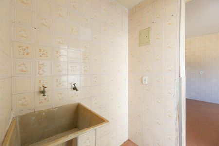 Casa à venda com 250m², 2 quartos e 2 vagas Casa à venda com 250m², 2 quartos e 2 vagasÁrea de Serviço 2