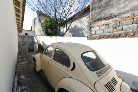 Casa à venda com 250m², 2 quartos e 2 vagas Casa à venda com 250m², 2 quartos e 2 vagasGaragem