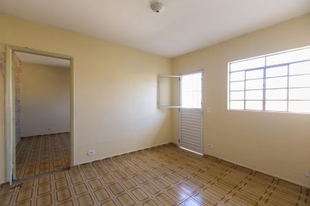 Casa à venda com 250m², 2 quartos e 2 vagas Casa à venda com 250m², 2 quartos e 2 vagasSala 2