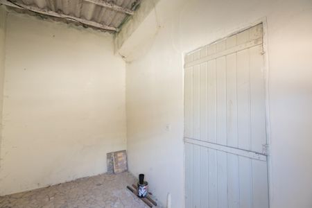 Casa à venda com 250m², 2 quartos e 2 vagas Casa à venda com 250m², 2 quartos e 2 vagasQuarto 4