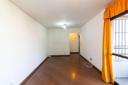 Apartamento à venda com 77m², 3 quartos e 2 vagasSala