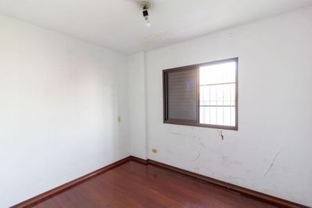 Apartamento à venda com 77m², 3 quartos e 2 vagasQuarto 