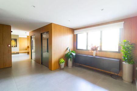 Apartamento à venda com 77m², 3 quartos e 2 vagasHall Social