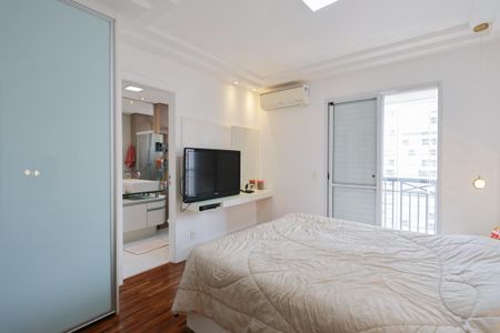 Apartamento à venda com 156m², 3 quartos e 3 vagasSuíte 1