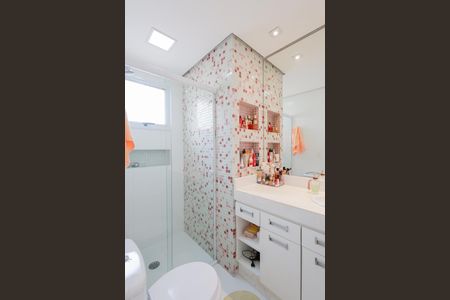 Apartamento à venda com 156m², 3 quartos e 3 vagasBanheiro da suíte 2