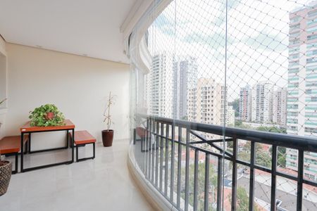 Apartamento à venda com 156m², 3 quartos e 3 vagasVaranda gourmet