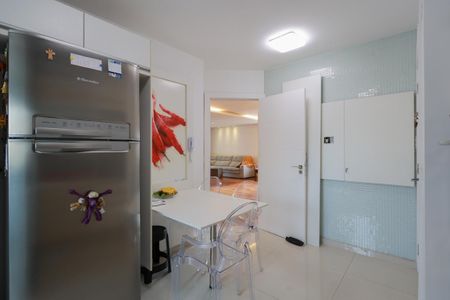 Apartamento à venda com 156m², 3 quartos e 3 vagasCozinha