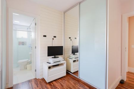 Apartamento à venda com 156m², 3 quartos e 3 vagasSuíte 3