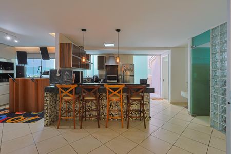 Apartamento à venda com 164m², 3 quartos e 2 vagasCozinha