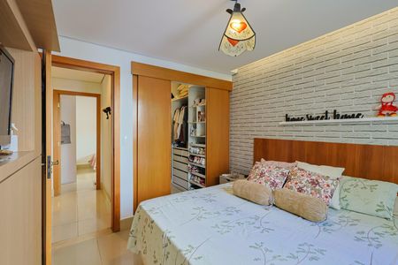 Apartamento à venda com 164m², 3 quartos e 2 vagasSuíte 2