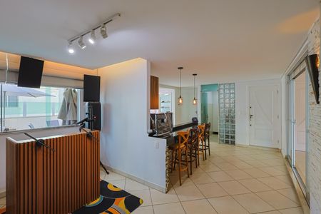 Apartamento à venda com 164m², 3 quartos e 2 vagasCozinha