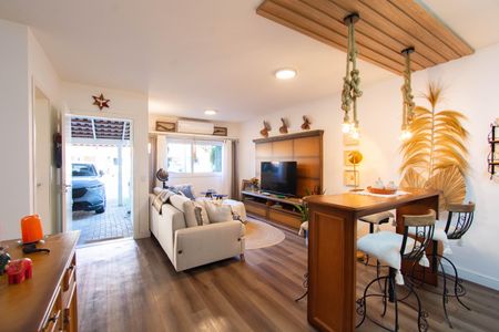 Casa de condomínio à venda com 120m², 3 quartos e 2 vagas Casa de condomínio à venda com 120m², 3 quartos e 2 vagasCozinha