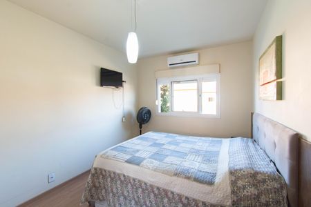 Casa de condomínio à venda com 120m², 3 quartos e 2 vagas Casa de condomínio à venda com 120m², 3 quartos e 2 vagasQuarto 1