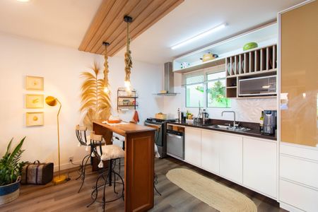 Casa de condomínio à venda com 120m², 3 quartos e 2 vagas Casa de condomínio à venda com 120m², 3 quartos e 2 vagasCozinhaCozinha