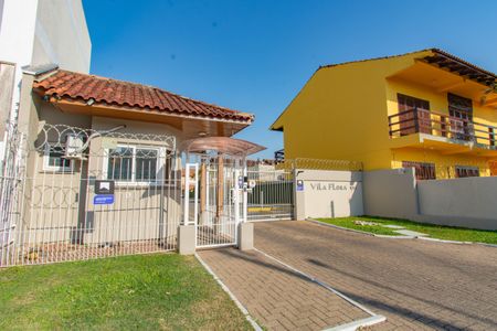 Casa de condomínio à venda com 120m², 3 quartos e 2 vagas Casa de condomínio à venda com 120m², 3 quartos e 2 vagasFachada