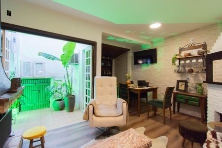 Casa de condomínio à venda com 120m², 3 quartos e 2 vagas Casa de condomínio à venda com 120m², 3 quartos e 2 vagasSala 2