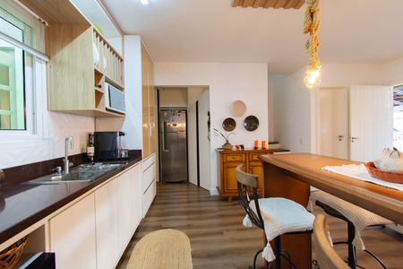 Casa de condomínio à venda com 120m², 3 quartos e 2 vagas Casa de condomínio à venda com 120m², 3 quartos e 2 vagasCozinha