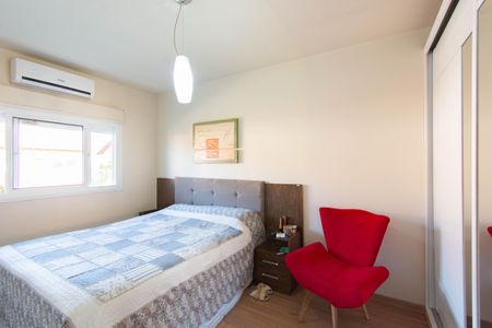 Casa de condomínio à venda com 120m², 3 quartos e 2 vagas Casa de condomínio à venda com 120m², 3 quartos e 2 vagasQuarto 1