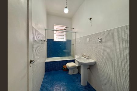 Apartamento à venda com 69m², 2 quartos e sem vagaBanheiro social