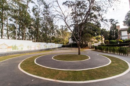 Casa de condomínio à venda com 353m², 4 quartos e 4 vagasÁrea comum