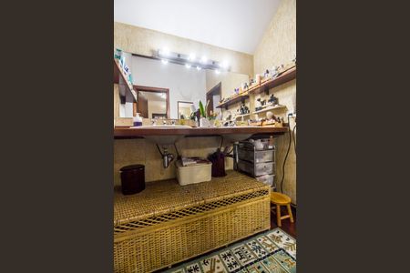 Casa de condomínio à venda com 353m², 4 quartos e 4 vagasBanheiro da Suíte