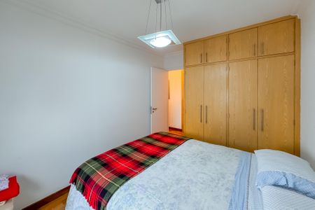 Apartamento para alugar com 120m², 3 quartos e 2 vagasQuarto 2